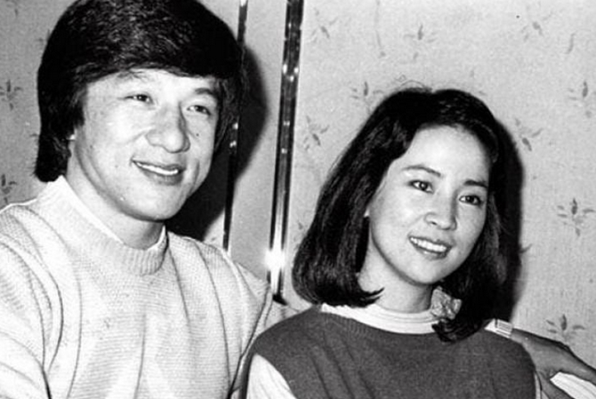 Джеки Чан в молодости с женой Бацзы